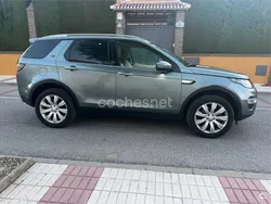 Gris / plata Usado 2017 Land Rover Discovery Sport HSE Luxury SUV | 13.999 € (Precio justo)