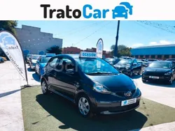 Negro Usado 2006 Toyota Aygo Utilitario | 3499 € (Precio justo)