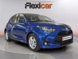 Azul Usado 2022 Toyota Yaris Edition Berlina | 16.490 € (Buen precio)