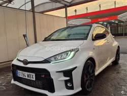 Blanco Usado 2022 Toyota Yaris Berlina | 35.000 € (Buen precio)