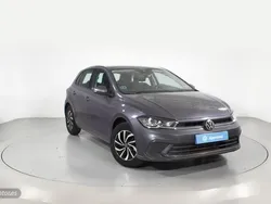 Gris Usado 2024 VW Polo Life Berlina | 19.800 € (Precio justo)