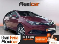 Rojo Usado 2017 Toyota Auris Active Familiar | 12.490 € (Precio justo)