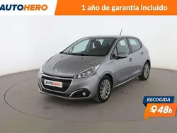 Gris Usado 2018 Peugeot 208 Signature Sky Utilitario | 8599 € (Precio justo)