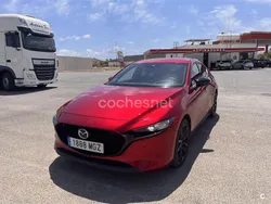 Rojo Usado 2023 Mazda 3 Homura-Line Berlina | 27.000 € (Caro)