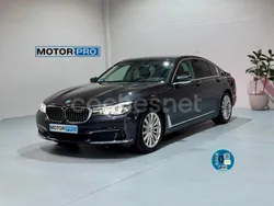 Gris / plata Usado 2017 BMW 740 iPerformance Berlina | 24.990 €