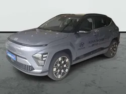 Azul Nuevo 2025 Hyundai Kona Blackline SUV | 33.690 €