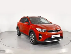 Rojo Usado 2019 Kia Stonic SUV | 15.900 € (Precio justo)