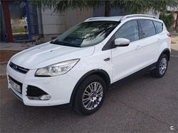 Blanco Usado 2015 Ford Kuga Titanium SUV | 9700 € (Super precio)