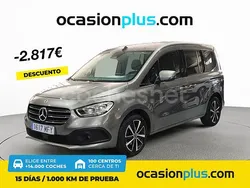 Gris / plata Usado 2023 Mercedes T180 Monovolumen | 25.930 € (Precio justo)