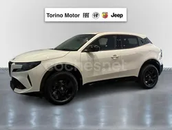 Verde Nuevo 2024 Alfa Romeo Junior SUV | 27.500 € (Super precio)