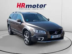 Negro Usado 2014 Volvo XC70 Momentum SUV | 13.940 €