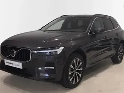 Gris/plata Usado 2024 Volvo XC60 Core SUV | 48.900 € (Un poco caro)