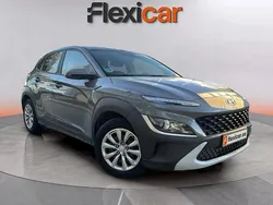 Gris Usado 2021 Hyundai Kona SUV | 16.690 € (Precio justo)