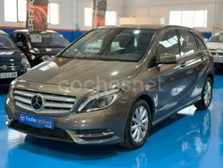 Marrón Usado 2013 Mercedes B180 Monovolumen | 14.499 € (Precio justo)