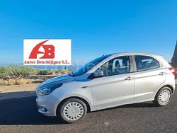 Gris / plata Usado 2018 Ford Ka Plus Ultimate Utilitario | 9900 € (Precio justo)