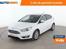 Blanco Usado 2014 Ford Focus Titanium Berlina | 9299 € (Precio justo)