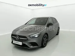 Gris / plata Usado 2022 Mercedes B200 Monovolumen | 28.900 € (Precio justo)