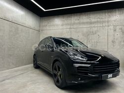 Negro Usado 2016 Porsche Cayenne S E-Hybrid Platinum Edition SUV | 41.900 €