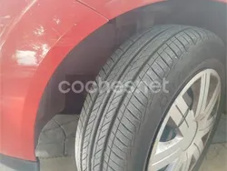 Rojo Usado 2005 Ford Fiesta Utilitario | 2100 € (Super precio)