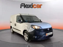 Blanco Usado 2022 Fiat Doblò Pop Monovolumen | 10.290 € (Precio justo)
