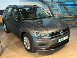 Gris / plata Usado 2019 VW Tiguan Edition SUV | 22.990 € (Precio justo)