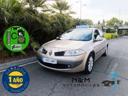 Beige Usado 2007 Renault Mégane II Dynamique Berlina | 2970 € (Buen precio)