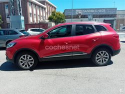 Rojo Usado 2016 Renault Kadjar Zen SUV | 13.950 € (Precio justo)