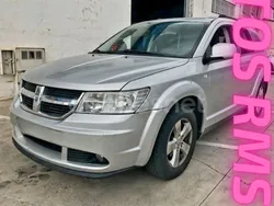 Gris / plata Usado 2009 Dodge Journey SE SUV | 7299 € (Precio justo)