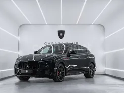 Negro Usado 2023 Maserati Levante SUV | 119.999 €