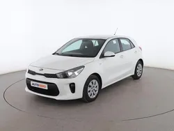 Blanco Usado 2017 Kia Rio Utilitario | 10.099 € (Un poco caro)