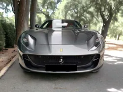 Gris Usado 2019 Ferrari 812 Coupe | 299.900 €