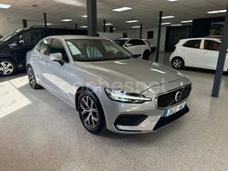 Gris / plata Usado 2023 Volvo S60 Core Berlina | 34.990 € (Buen precio)