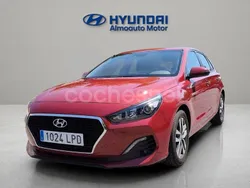 Fiery red Usado 2021 Hyundai i30 Berlina | 15.500 € (Precio justo)