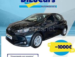 Negro Usado 2021 Toyota Yaris Hybrid Active Berlina | 17.550 € (Precio justo)