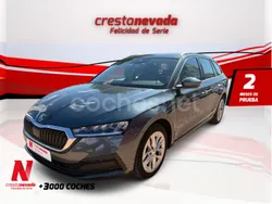 Gris / plata Usado 2021 Skoda Octavia Ambition Familiar | 17.990 € (Precio justo)