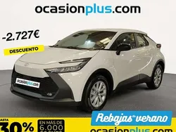 Blanco Nuevo 2025 Toyota C-HR Active SUV | 27.273 € (Precio justo)
