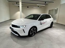 Blanco Usado 2023 Opel Astra Elegance | 35.000 €