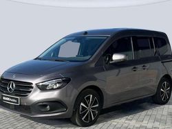 Plateado Usado 2024 Mercedes 180 Berlina | 28.016 € (Precio justo)