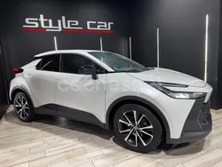 Blanco Usado 2024 Toyota C-HR Advance SUV | 29.950 € (Precio justo)