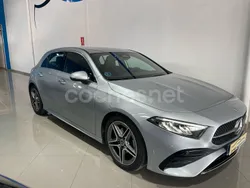 Gris / plata Usado 2024 Mercedes A180 Berlina | 33.900 € (Un poco caro)