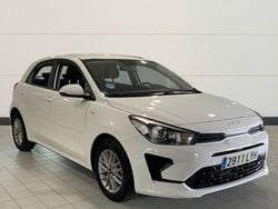 Blanco Usado 2022 Kia Rio | 13.500 € (Precio justo)