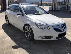 Blanco Usado 2011 Opel Insignia Eco Familiar | 9300 € (Caro)