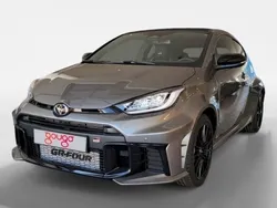 Gris / plata Nuevo 2024 Toyota Yaris Utilitario | 52.900 €