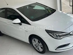 Blanco Usado 2019 Opel Astra Selective Berlina | 9800 € (Precio justo)