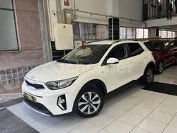 Blanco Usado 2020 Kia Stonic SUV | 16.600 € (Precio justo)