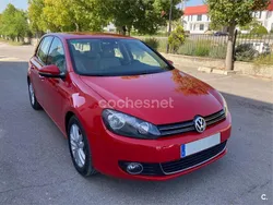 Rojo Usado 2009 VW Golf VI Sport Berlina | 7400 € (Precio justo)
