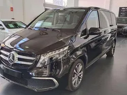 Negro Usado 2024 Mercedes V220 Avantgarde Monovolumen | 49.545 € (Super precio)