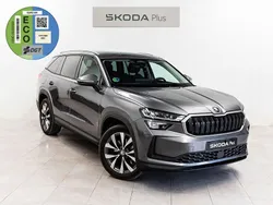 Gris Usado 2024 Skoda Kodiaq Selection SUV | 35.990 € (Un poco caro)