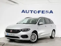 Plateado Usado 2017 Fiat Tipo Lounge Familiar | 9250 € (Precio justo)