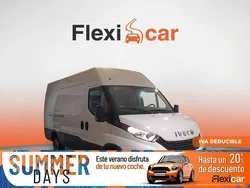 Blanco Usado 2022 Iveco Daily Van | 27.990 € (Caro)